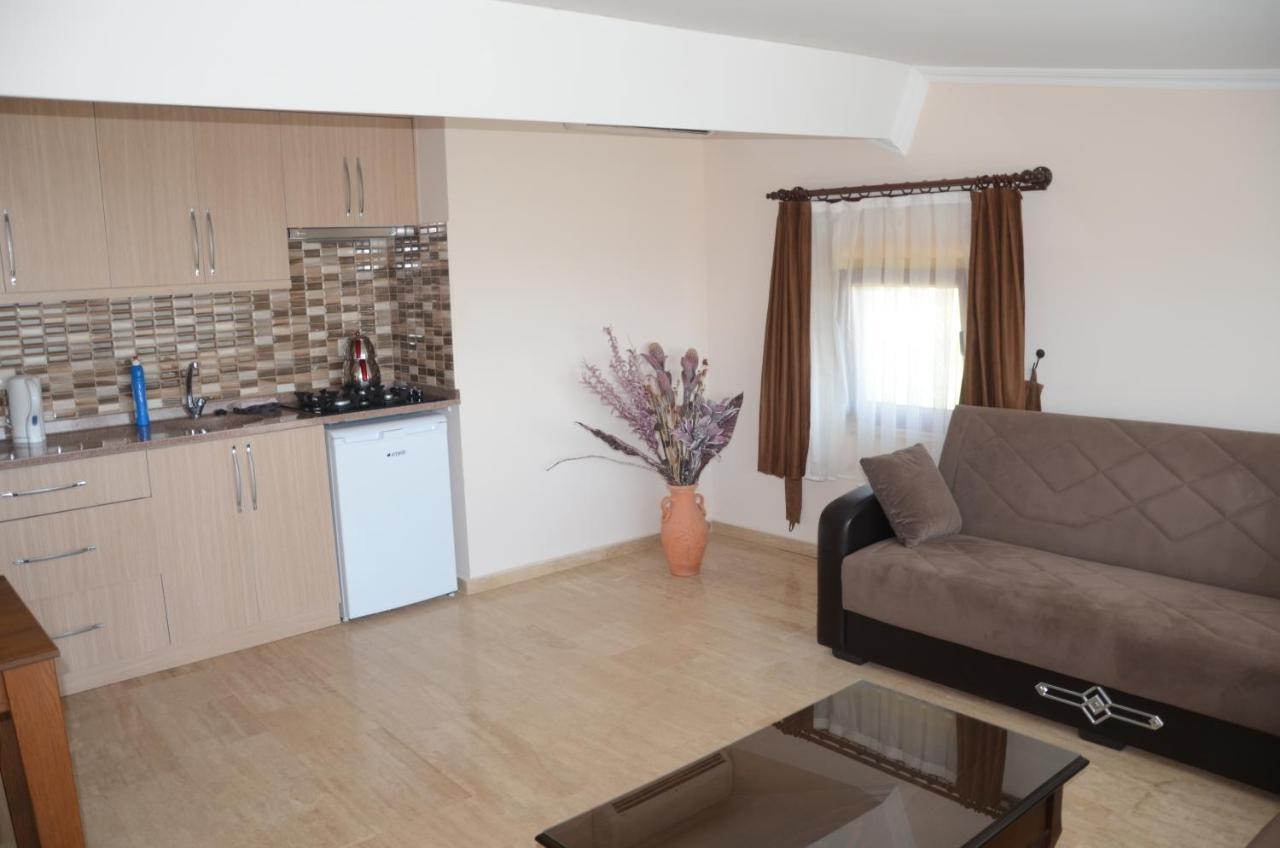 Oasis Apart Hotel Дальян Экстерьер фото